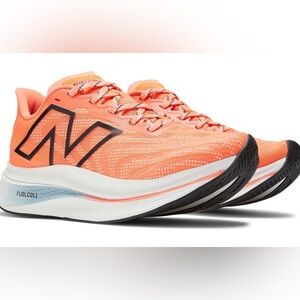 New Balance FuelCell Supercomp Trainer V2